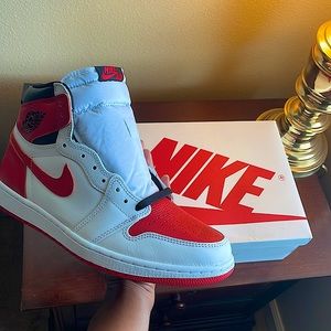 Air Jordan Retro 1 Heritage size 10.5